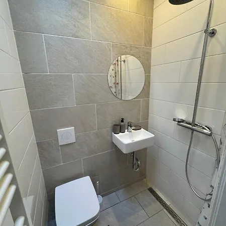 Guest house Spacious Cosy With Private Bathroom The Hague